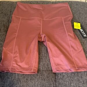 NWT Size Medium Velocity Biker Shorts Hi Rise 9” Inseam